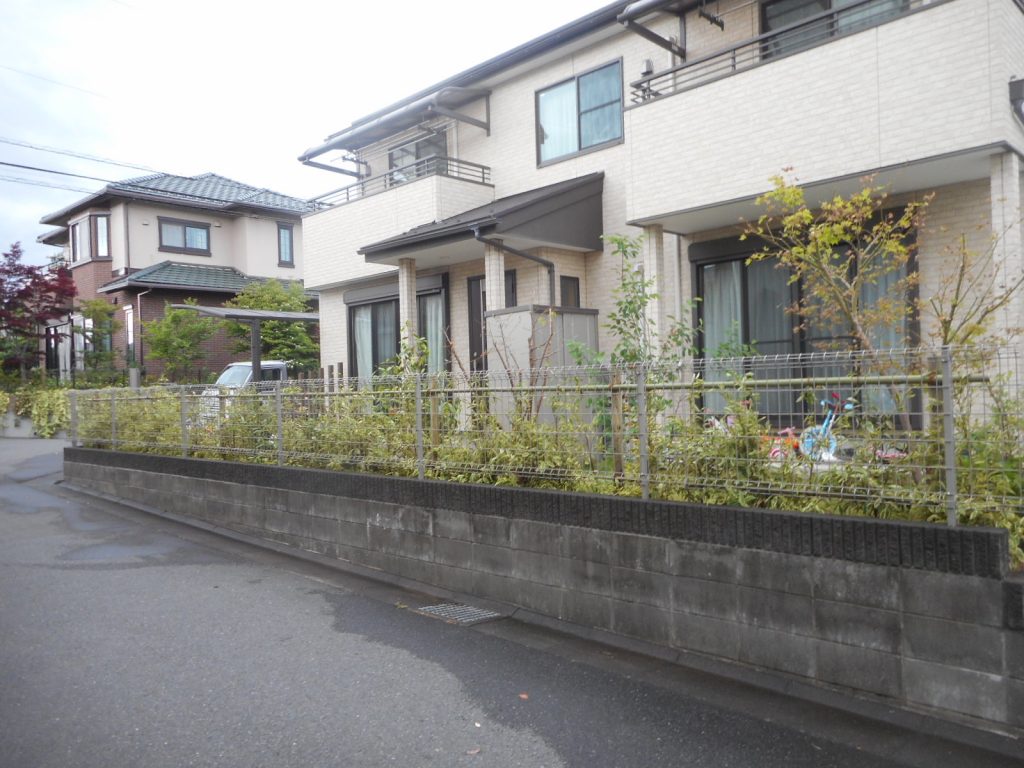 八王子 植栽工事 東京 神奈川 埼玉エクステリア外構や造園 ガーデニングのことならクローバーガーデン